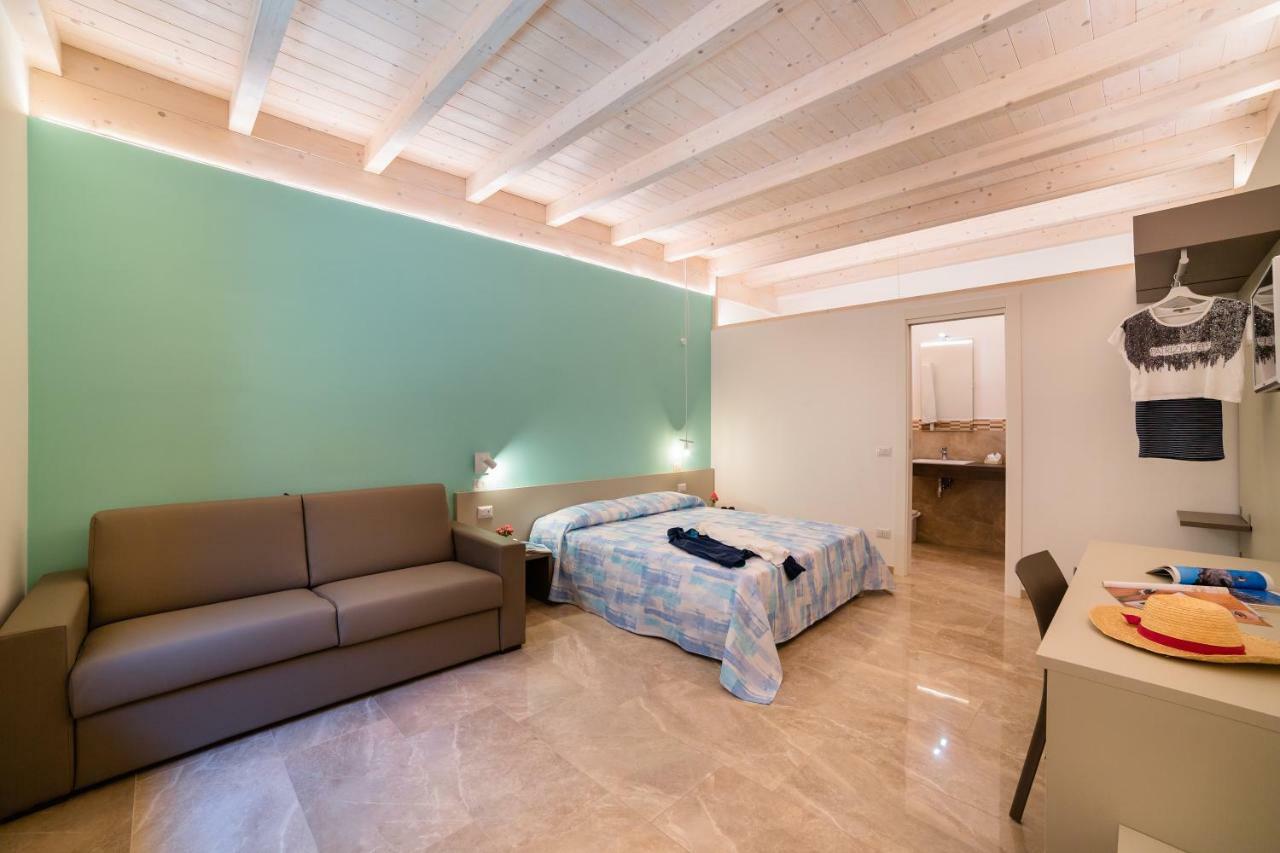 Agriturismo Acquachiara Sabaudia Bagian luar foto